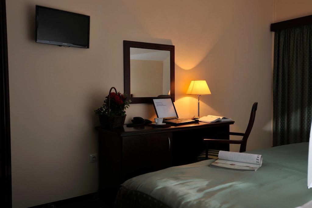 Zan Hotel Voineasa Ruang foto